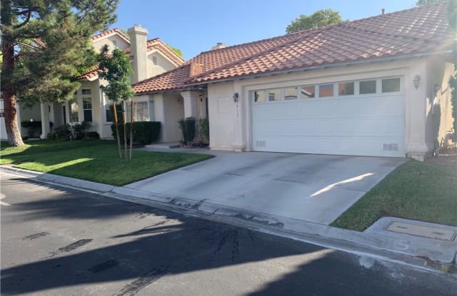 5012 ST ANNES Drive - 5012 Saint Annes Drive, Las Vegas, NV 89149