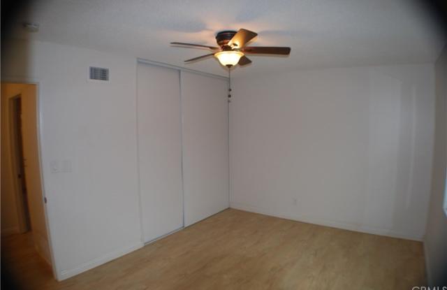 1511 S Conlon Avenue Gallery 4