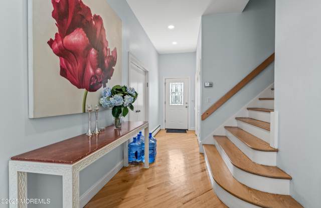 460 Runyan Avenue Gallery 2
