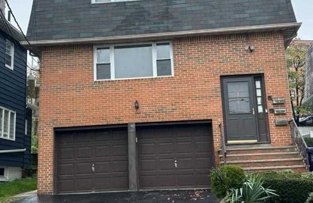 389 Dewolf Place - 389 De Wolf Place, Hackensack, NJ 07601