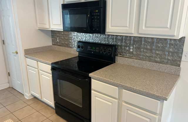 Beautiful Four Bedroom, 2.5 Bath Home, plus Bonus room! Now Available in Little River! Community Pool! Gallery 4