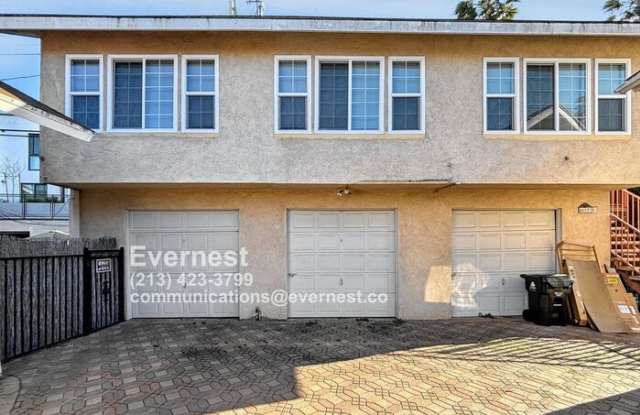 4612 1/2 Pickford Street photos photos
