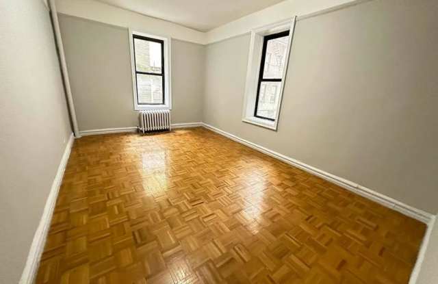 2095 Grand Concourse Gallery 3