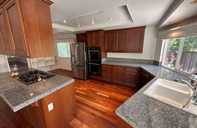 4 Bed 2 Bath Single Family Home In San Ramon Gallery 2