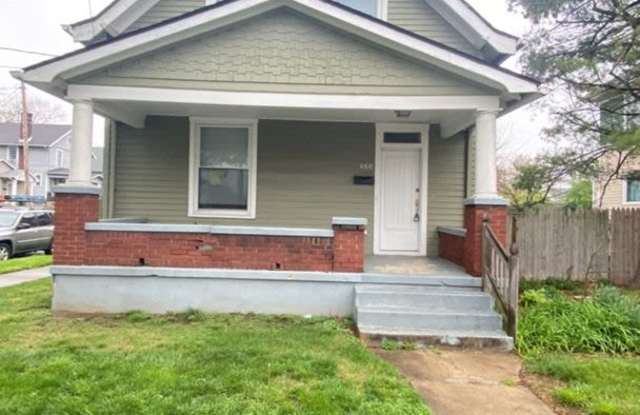 560 Elvin Ave 3BR/1BA (West Hamilton) - 560 Elvin Avenue, Hamilton, OH 45013