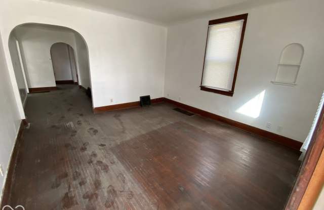 404 S 1st Street Gallery 2