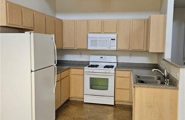 Mesa Ridge Village Gallery 4