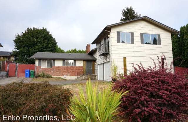 2833 NE 132nd Ave. - 2833 Northeast 132nd Avenue, Portland, OR 97230