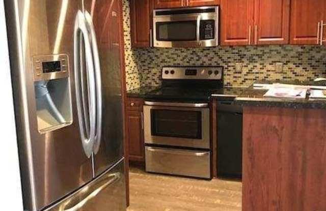 2161 NE 68th Street unit: 303 photos photos