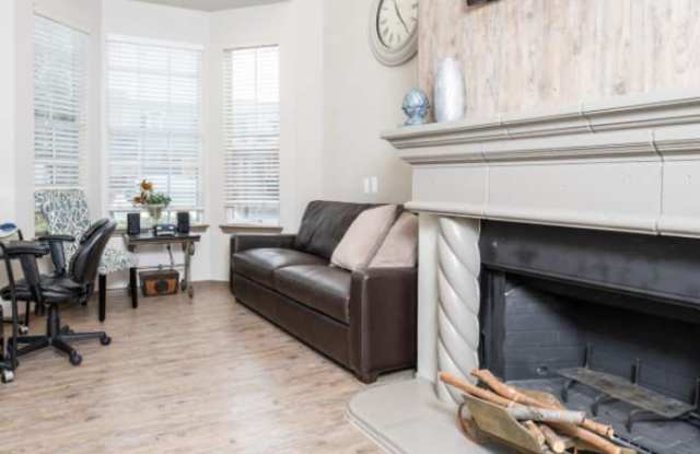 400 E Cypress Creek Rd, #2018 photos photos