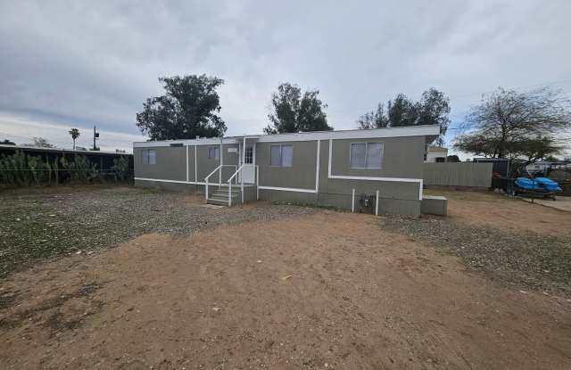 Newly Remodeled 2 Bedroom in Bullhead City photos photos