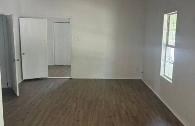 1920 Johnson Street Gallery 2