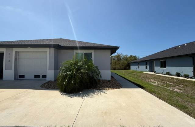 113 Boundary Blvd #B - 1 photos photos