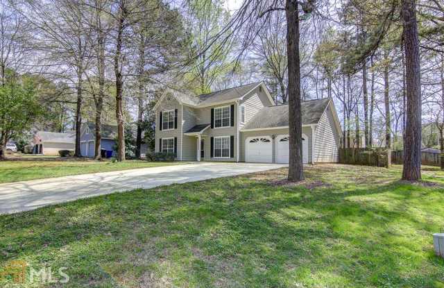 523 Longwood Ln Gallery 2