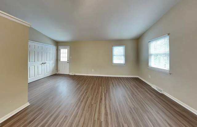 9805 Leatherwood Ct Gallery 4