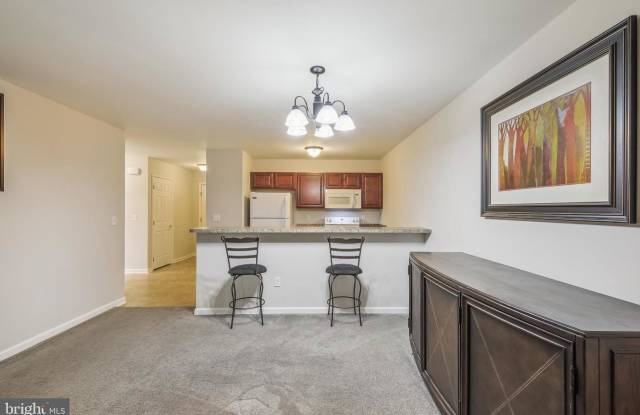 102 Hunter's Way photos photos