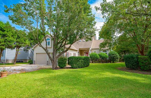6118 Gondolier Drive Gallery 2