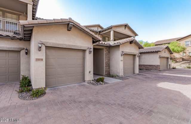 2130 W HUNTER Court Gallery 1