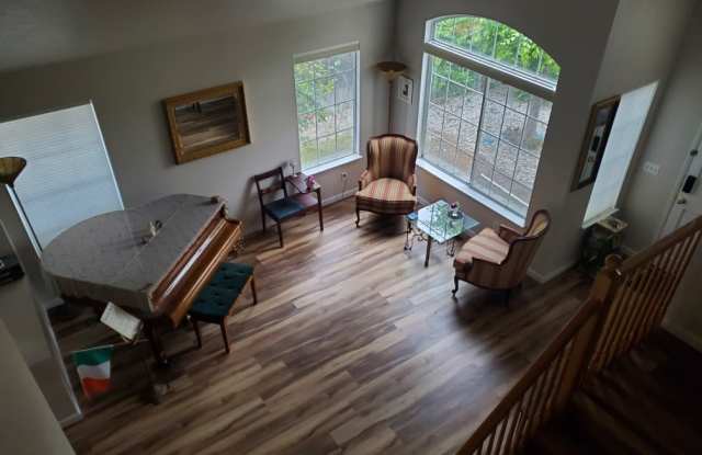 8489 Shadetree Drive Gallery 2