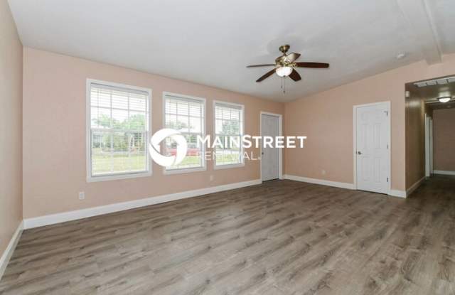 2203 Northeast 15th Terrace Gallery 2