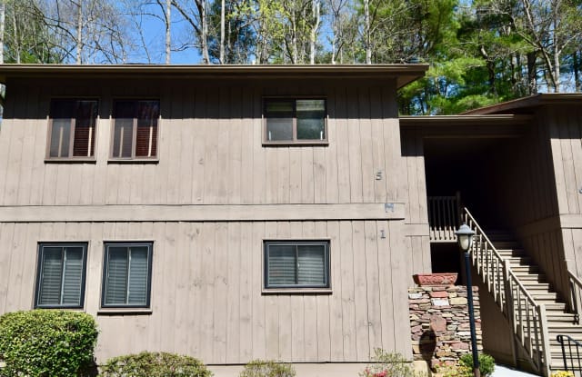 49 Lake Drive - 1UnitM5 photos photos