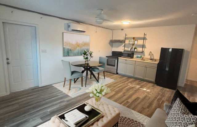 2BR Condo – Close to UNCW, Wrightsville Beach photos photos