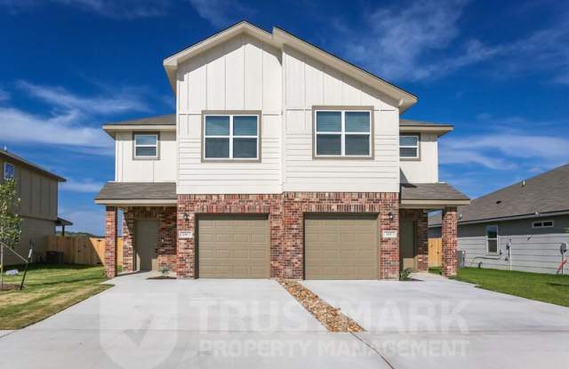 239 Green Valley Drive photos photos