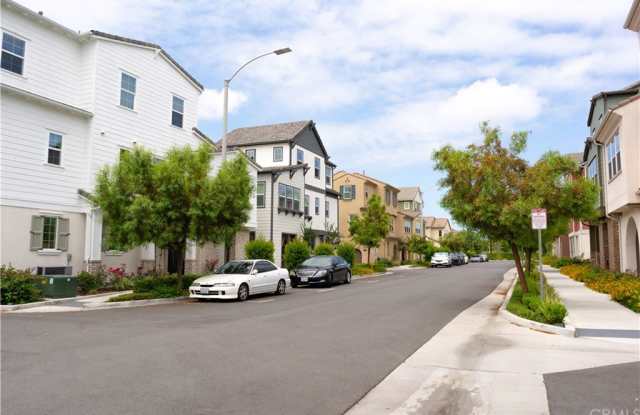 610 W Tribella Court Gallery 4