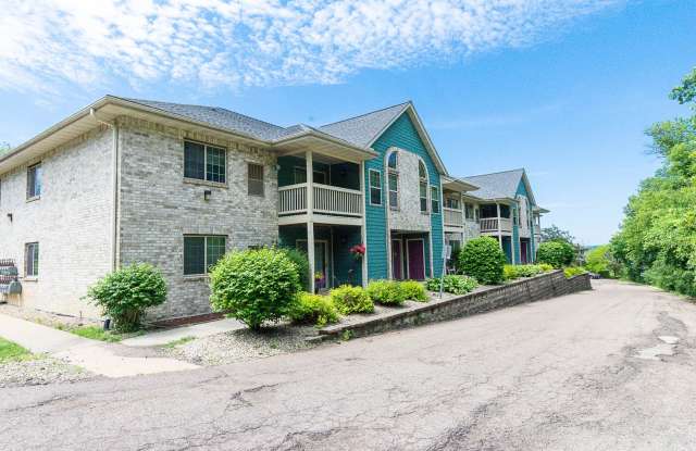 Beautiful 1 Bedroom in Fantastic NE Rochester Location! photos photos