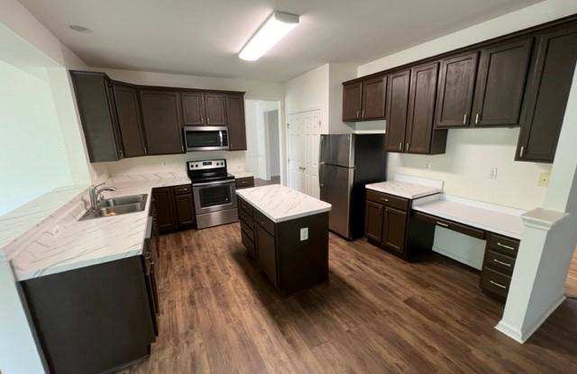1801 Birch Bay Ct Gallery 3