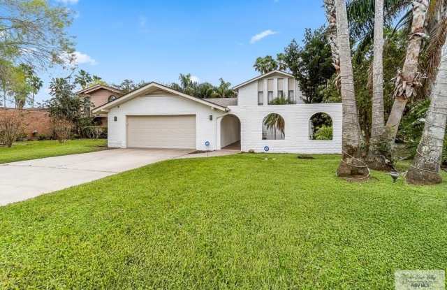 27 PAPAYA CIR. Gallery 1