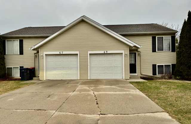 69 E 48th St photos photos