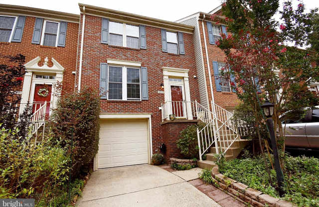 46572 BROADSPEAR TERRACE - 46572 Broadspear Terrace, Cascades, VA 20165