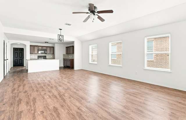 1412 Meadow Creek Drive Gallery 4