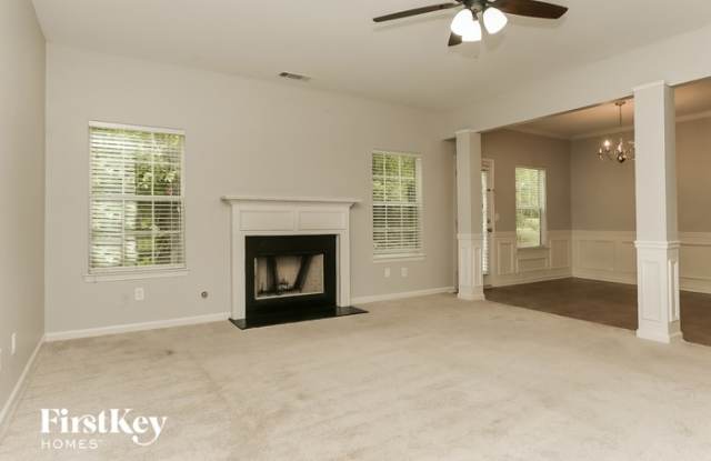 3421 Stoneleigh Walk Gallery 2