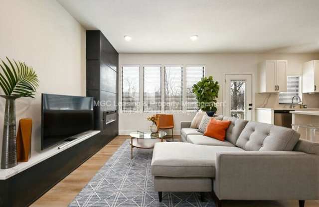 6538 Marsh Avenue Gallery 1