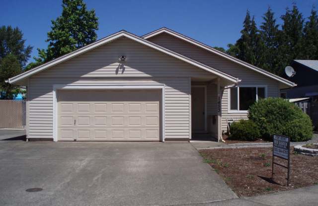 3Bd/2Ba Single Story House - Available Soon! photos photos