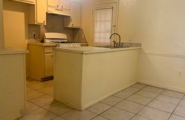 1766 Brookhollow Cir. Jackson, MS 39212 Gallery 4