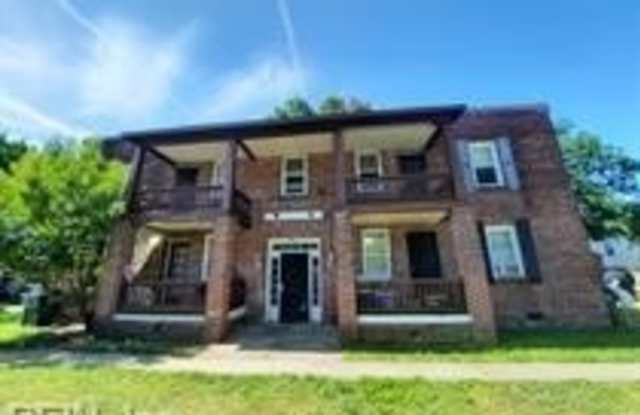 2111 Bellevue Avenue photos photos