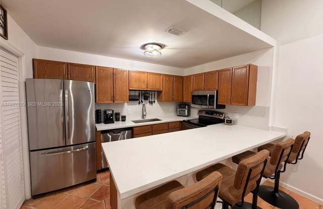 13680 Yarmouth Ct photos photos