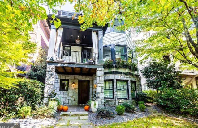 470 Hamilton ST SE photos photos