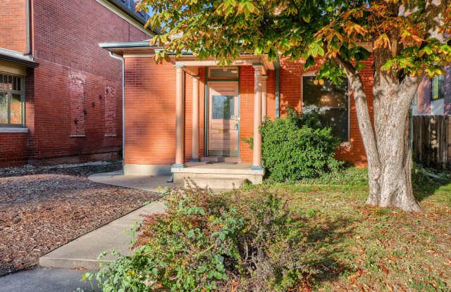 1417 South Pearl Street Gallery 1