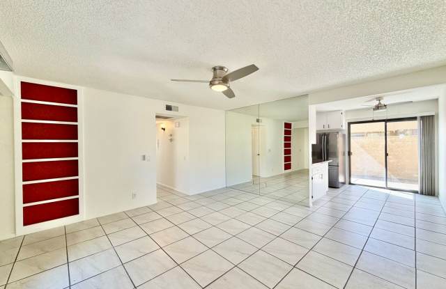 AVAILABLE NOW!! 2 BEDROOM 2 BATHROOM Home in Palm Springs! Gallery 4