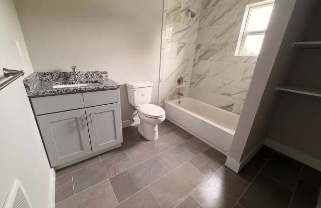 8448 South Maple City Road - 4 photos photos 8448 South Maple City Road - 4 photos photos