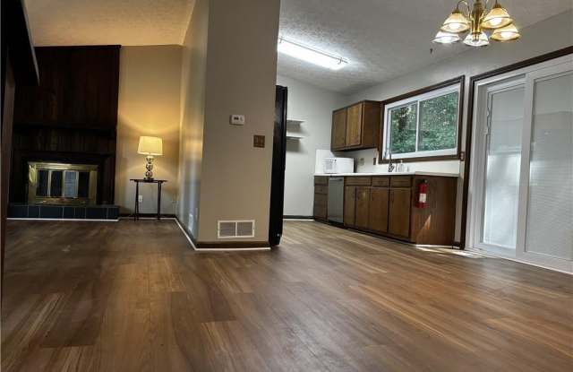3260 Creek Hollow Drive Gallery 2