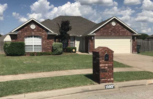Beautiful 4 Bedroom Country Estates Home In Owasso School District! - 10807 East 121st Court North, Owasso, OK 74021 Beautiful 4 Bedroom Country Estates Home In Owasso School District! - 10807 East 121st Court North, Owasso, OK 74021