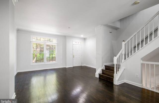 8830 MANSION VIEW Court Gallery 3