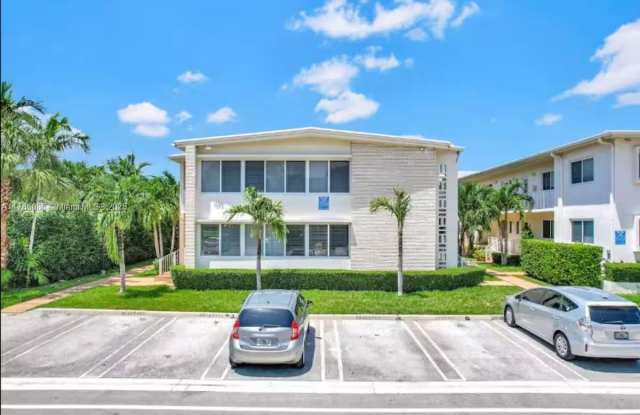 1035 94th St photos photos