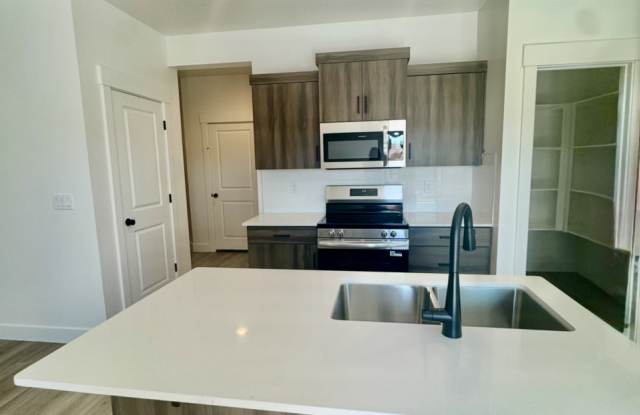 5722 South Weehawken Lane - 1 photos photos
