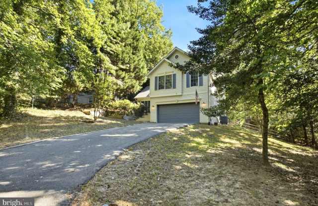 427 LESSIN Drive Gallery 2